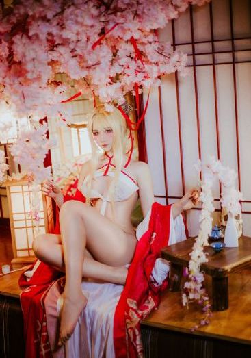 出差女老板伦理_蓝光超清免费观看